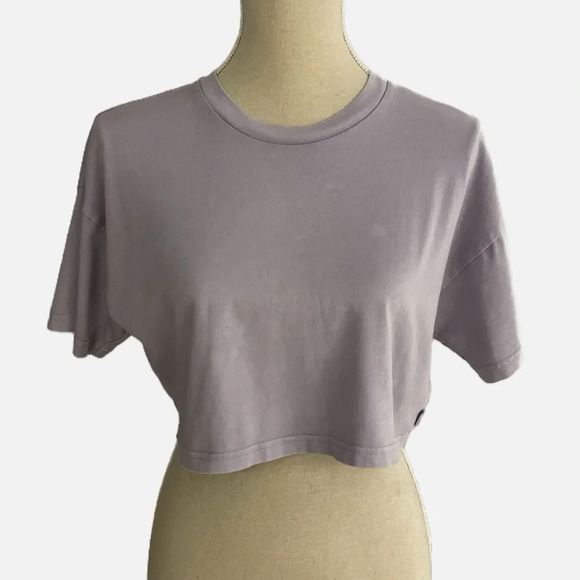 TNA Aritzia Laid Back T-Shirt Small Cropped Classic Fit Crewneck Boxy Lilac - Picture 1 of 10